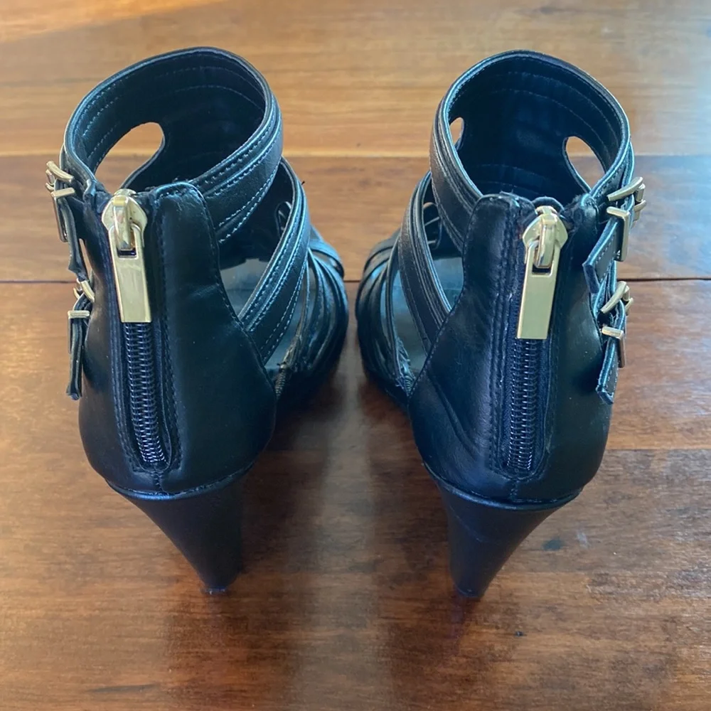 Express Strappy Wedge Sandals - Black - 7